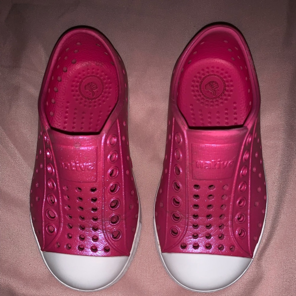 Pink Girls Natives